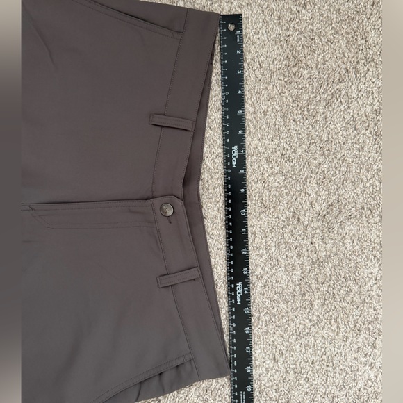 Adidas Men’s Cargo Shorts Size 36 Charcoal Gray NWT - Picture 8 of 9